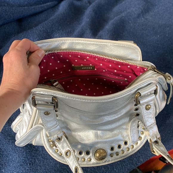 Marc Jacobs purse, Silver with bronze accents and pink interior - Picture 2 of 4